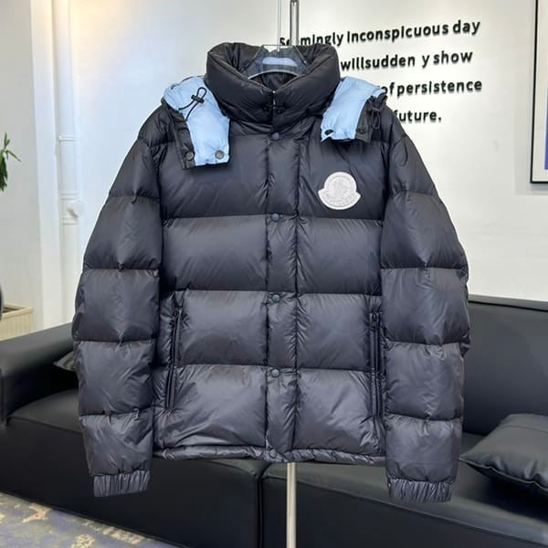 No. 1 in total sales! Moncler CYCLONE down jacket copy product moz74377 No. 1 in total sales! Moncler CYCLONE down jacket copy product moz74377
