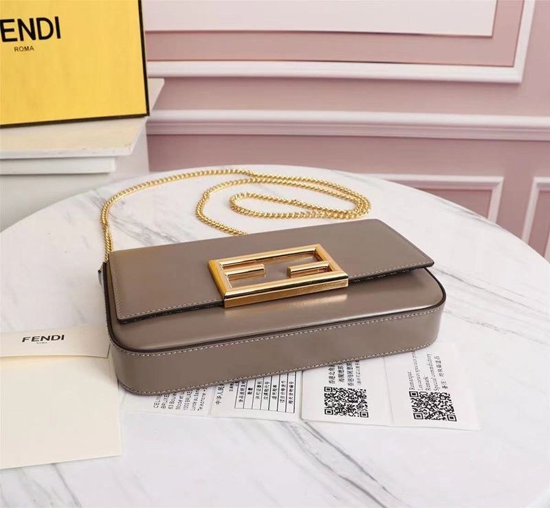 Very popular all over the world? Fendi replica mini bag with built-in wallet and pouch, gray leather mini bag 8BS032AHM0F1F1M