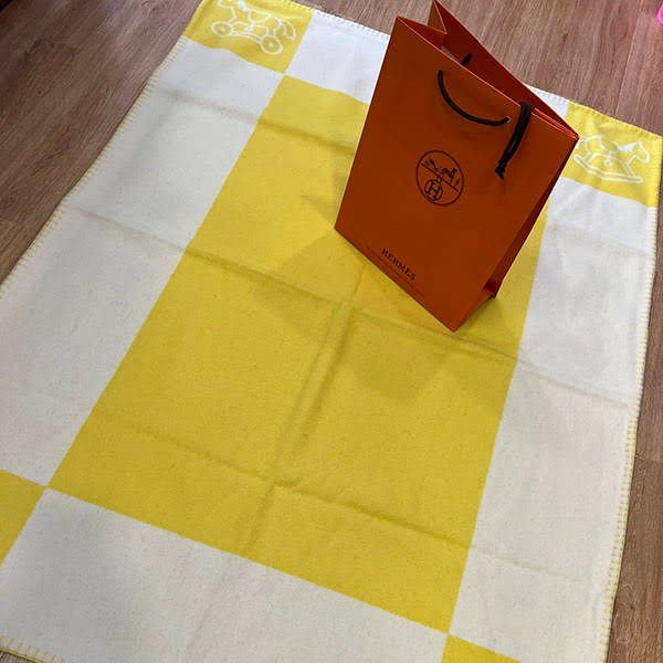 Super low price! Hermes Adada "Avalon" blanket ers62426