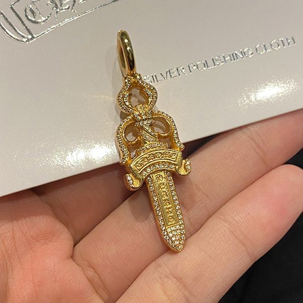 Chrome Hearts Double Dagger 22k Fake Pendant Top Pave Diamonds Kus75883