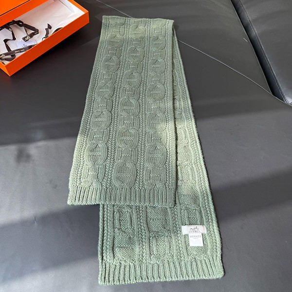 Hard to find Hermes replica knitted scarf