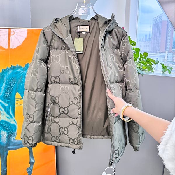 Recommended Gucci Grade N GG Nylon Canvas Down Jacket gum69018