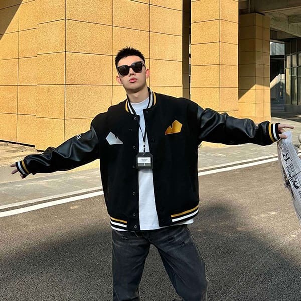 Hard to find Fendi replica BOMBER JACKET feu36959 Hard to find Fendi replica BOMBER JACKET feu36959