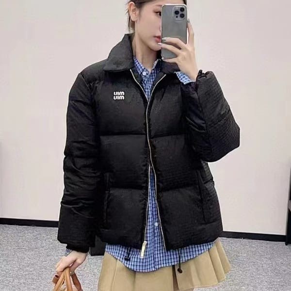 Immediate delivery Miu Miu replica logo print down jacket myt87128 Immediate delivery Miu Miu replica logo print down jacket myt87128