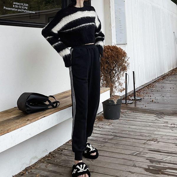 Classic and popular Loewe sweatpants replica anagram embroidery loc69683