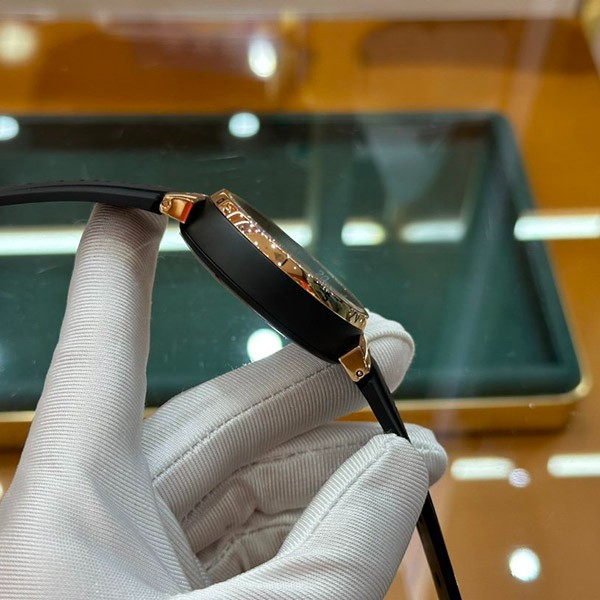 Louis Vuitton Smartwatch Cheap Tambour Automatic Street Diver Black Blaze QBB174