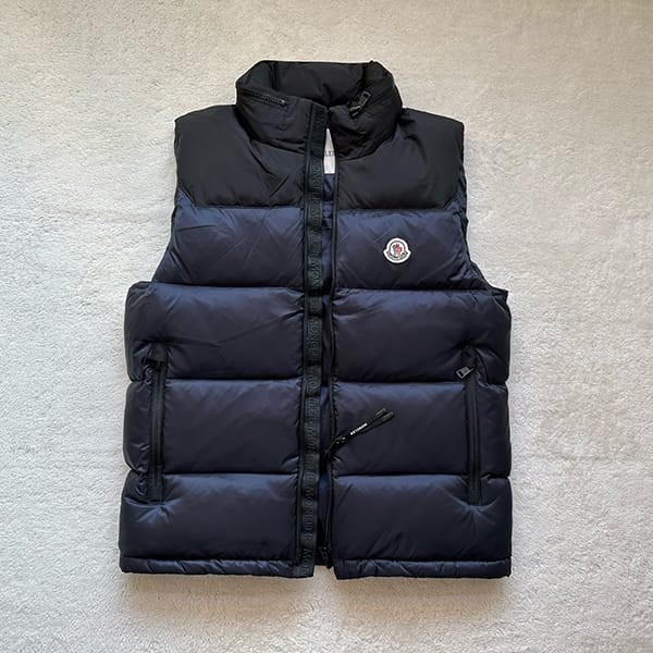 Free shipping Moncler copy Ophrys gilet down vest mon90598 Free shipping Moncler copy Ophrys gilet down vest mon90598