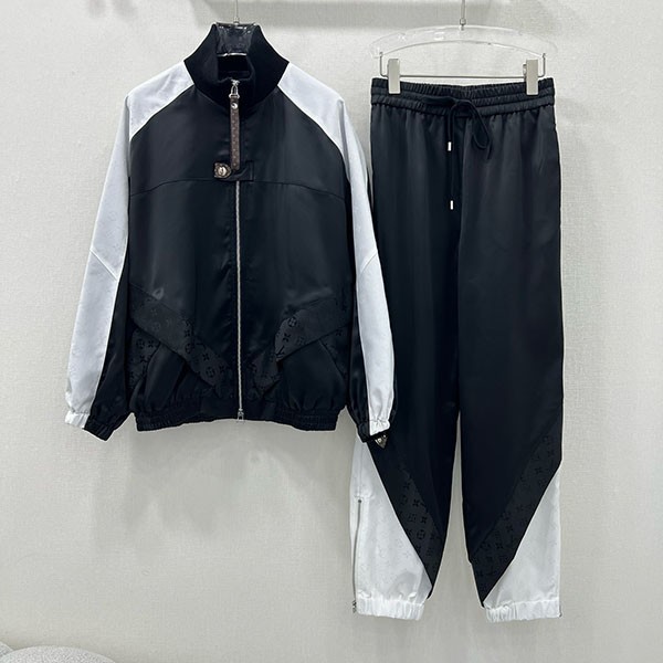 Louis Vuitton Color Block Zip-up Jacket Replica Top and Bottom Set 1AGDBN Louis Vuitton Color Block Zip-up Jacket Replica Top and Bottom Set 1AGDBN