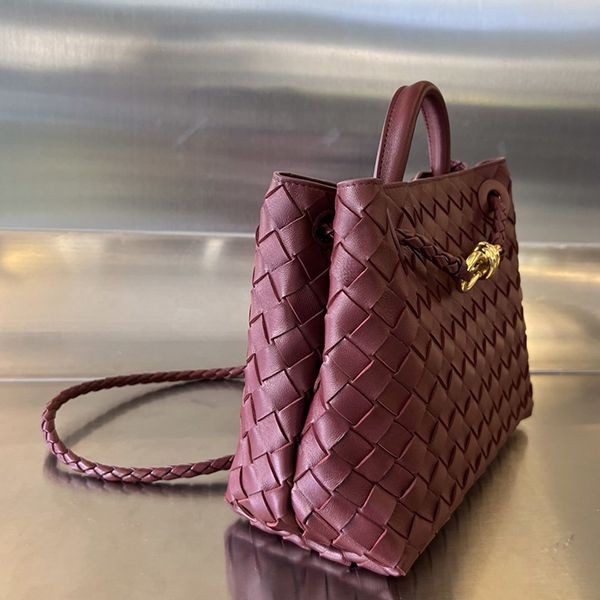 Bottega Veneta Andiamo Handbag N Grade 743568