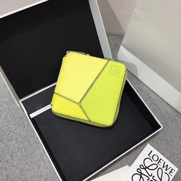 The hottest topic! Loewe Puzzle Replica Round Zip Bi-fold Wallet loi03845 The hottest topic! Loewe Puzzle Replica Round Zip Bi-fold Wallet loi03845