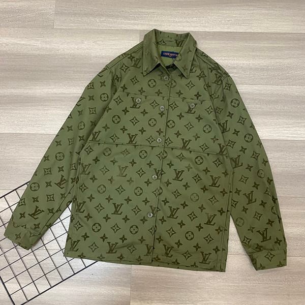 I definitely want this! Louis Vuitton Grade N Monogram Cotton Overshirt vuj00900