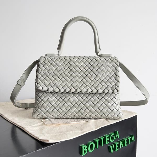 Cute Bottega Veneta Replica Patty Top Handle Bag bor78770 Cute Bottega Veneta Replica Patty Top Handle Bag bor78770