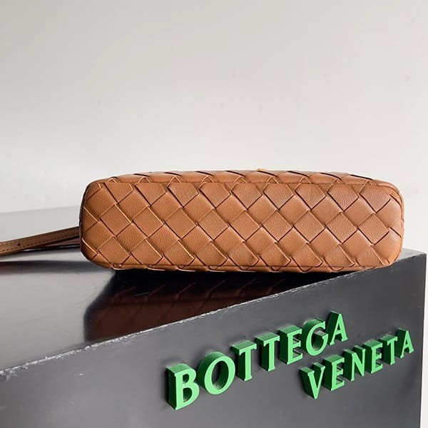 New design Bottega Veneta Vanity Case with Strap Calfskin Replica boa42412