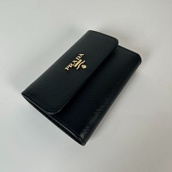 Immediate delivery Prada replica ☆ Vitello Move tri-fold wallet with logo pua00924