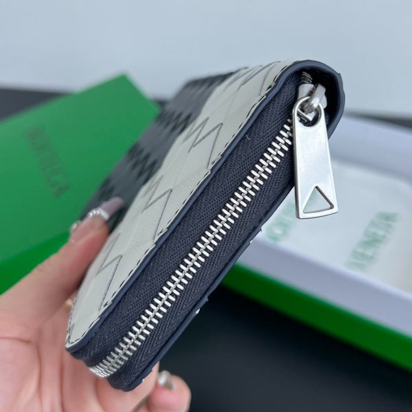 Bottega Veneta Replica Intrecciato Zip Around Wallet bof18052