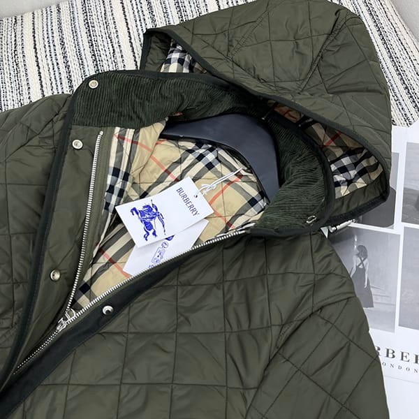 A lovely Burberry diamond quilted jacket, parallel import Bar59619