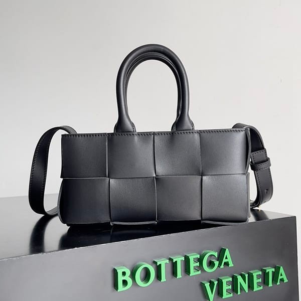 ★Japan!! Popular! Bottega Veneta Mini East West Arco Tote Bag Replica bor79019 ★Japan!! Popular! Bottega Veneta Mini East West Arco Tote Bag Replica bor79019