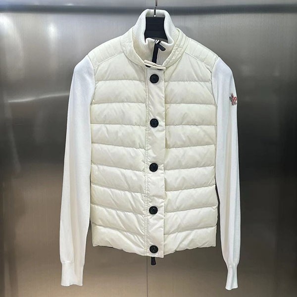 Immediate delivery Moncler CARDIGAN down jacket replica mom22028 Immediate delivery Moncler CARDIGAN down jacket replica mom22028
