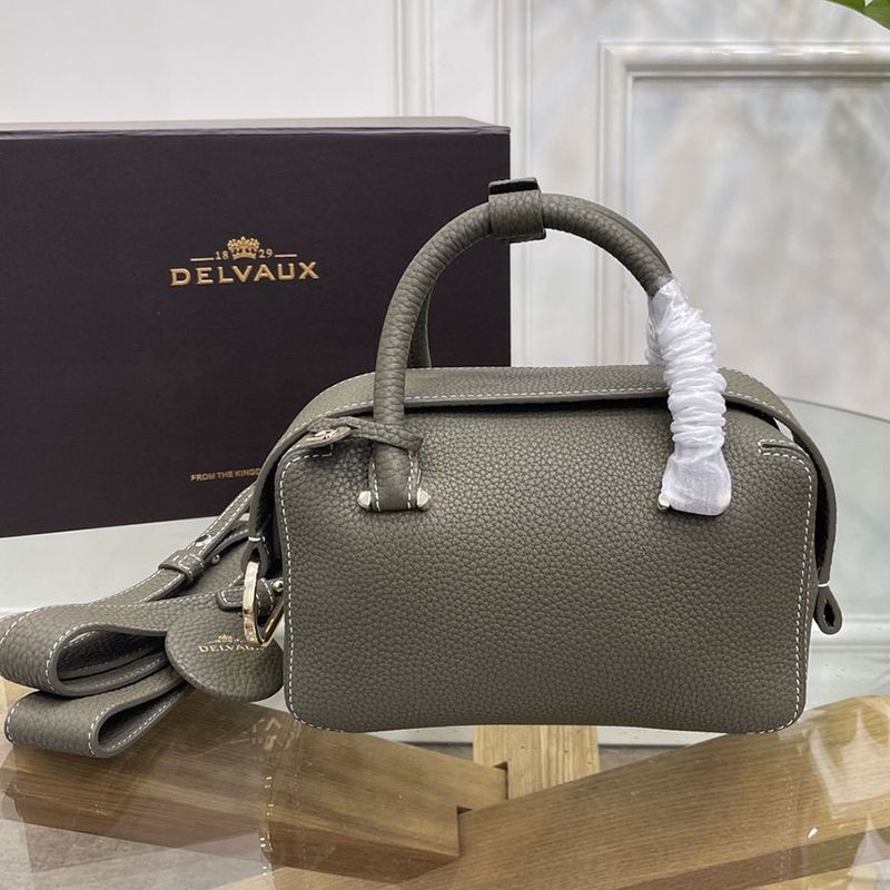 Very popular DELVAUX replica Cool Box Mini soft grain leather handbag Dee10502 Very popular DELVAUX replica Cool Box Mini soft grain leather handbag Dee10502