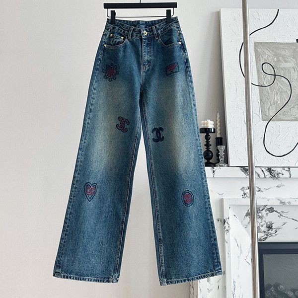 [Straight denim with cute embroidery?] Chanel denim pants parody embroidery shc53951