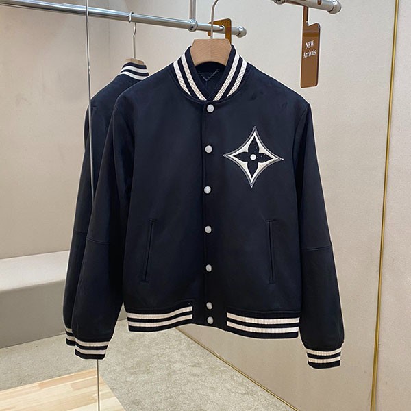 Love at first sight? Louis Vuitton Replica Embellished Lambskin Bomber Blouson vuz87521 Love at first sight? Louis Vuitton Replica Embellished Lambskin Bomber Blouson vuz87521