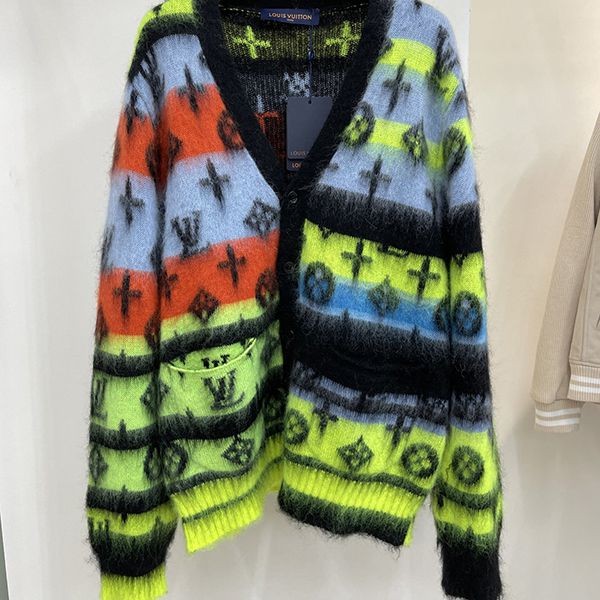 Love at first sight? Louis Vuitton Monogram Mohair Cardigan Replica 1AA53J