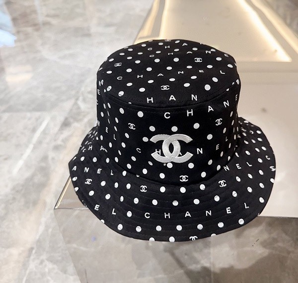 Latest and stylish Chanel bucket hat, grade N, dots, polka dots, sha48302
