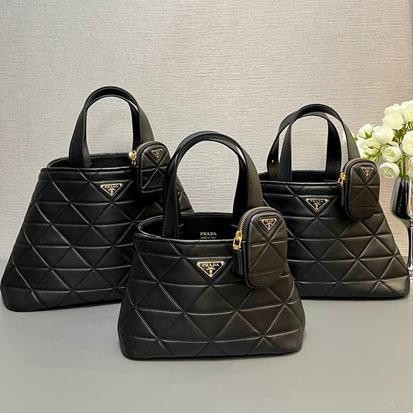 Many celebrities love this Prada leather medium tote bag, replica with straps, logo, 3 sizes, puc14937