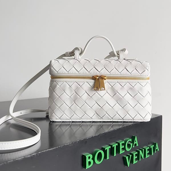 Bottega Veneta Parody Vanity Case with Strap in Calfskin with Tracking boh39702