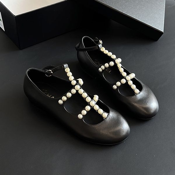 ☆Pearls are the highlight☆ Chanel Mary Jane replica G45752