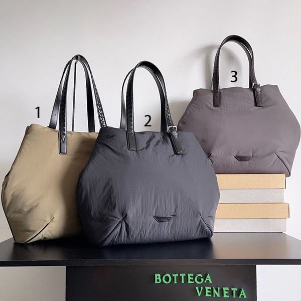 Popular all over the world? Bottega Veneta Parody Crossroads Buckle Tote Bag 3 colors boh10983