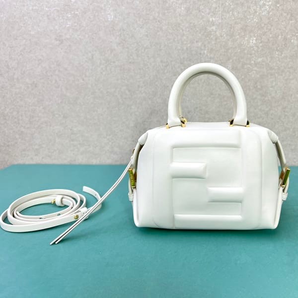 Hard to find Fendi replica FF Cube leather mini bag in 4 colors fey57620