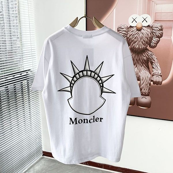 Super low price! Collaboration Moncler x Alicia Keys Replica Moncler T-shirt mon34956 Super low price! Collaboration Moncler x Alicia Keys Replica Moncler T-shirt mon34956