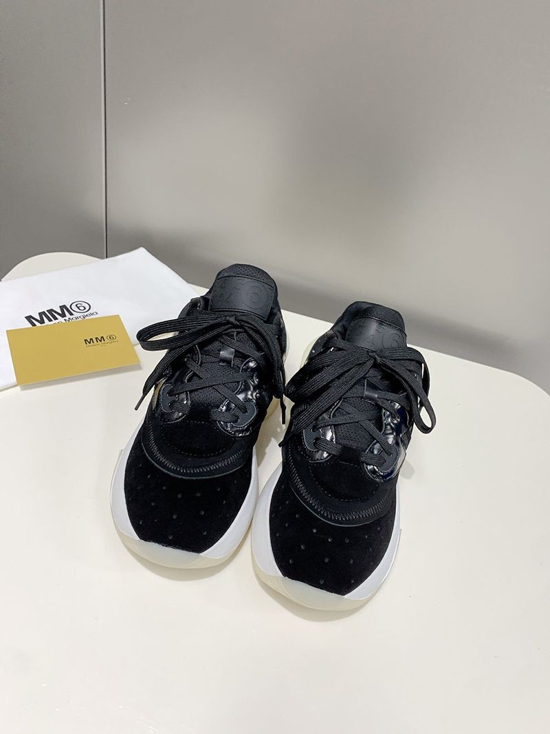 Popular all over the world? Maison Margiela replica platform sneakers in black Maz18316