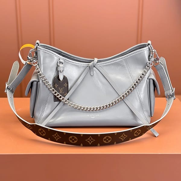 Very popular Louis Vuitton Carryall Cargo PM replica handbag M12579 Very popular Louis Vuitton Carryall Cargo PM replica handbag M12579