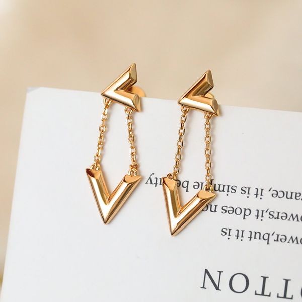 ☆Super popular☆【NEW】Louis Vuitton Replica★LV Bolt Upside Down Earrings Q96972 Q96972 ☆Super popular☆【NEW】Louis Vuitton Replica★LV Bolt Upside Down Earrings Q96972 Q96972