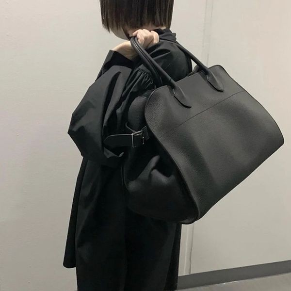 Hard to find [THE ROW fake] MARGAUX15 leather bag black zal75759
