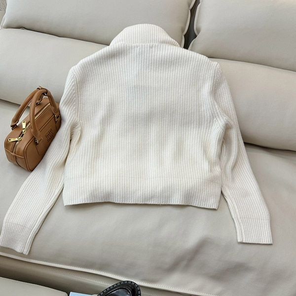 Recommended Moncler WAITAKI fake down jacket moh21008