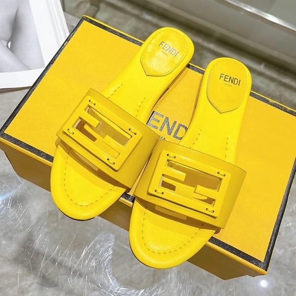 n-grade recommended Fendi knockoff BAGUETTE FF signature band slider sandals fed63085