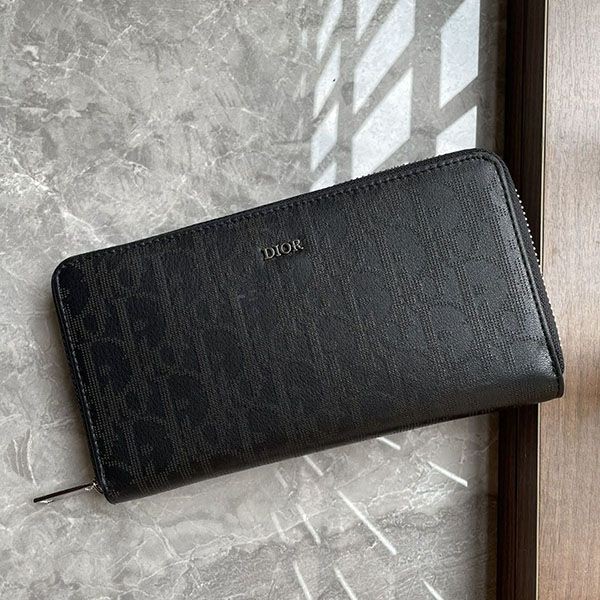 Eye-catching color Dior long zip wallet replica dee01908