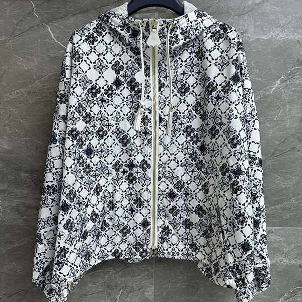 Louis Vuitton Monogram Tile Motif Replica Hoodie vus85813 Louis Vuitton Monogram Tile Motif Replica Hoodie vus85813