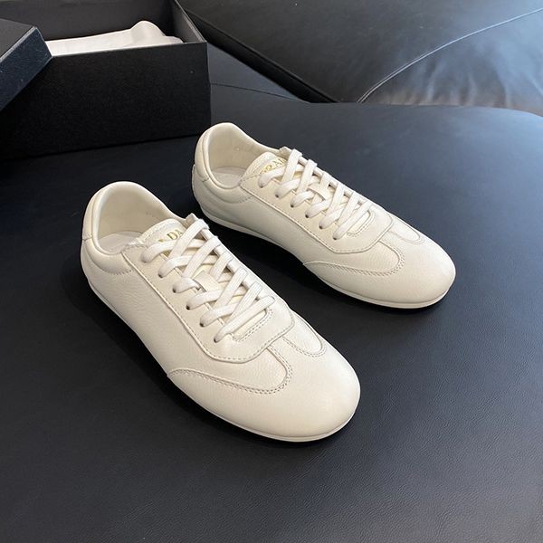 Prada replica embossed lettering logo leather sneakers pux99148
