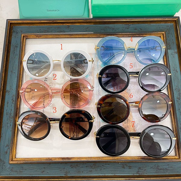 No. 1 in total sales! Tiffany women's sunglasses replica Tia12170