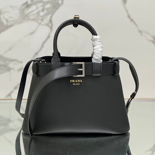 [Great Deal] Prada Buckle Medium Leather Handbag Replica pun30603