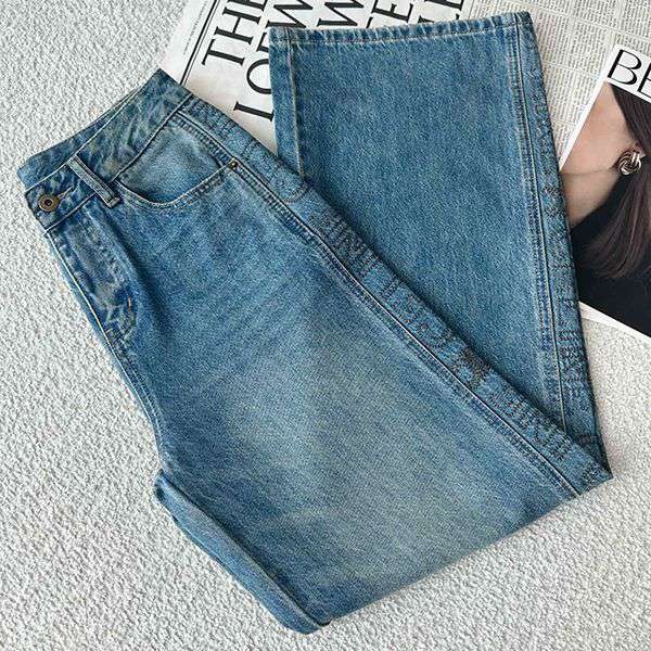 Very popular all over the world? Celine Baggy Jeans Replica Cev56293