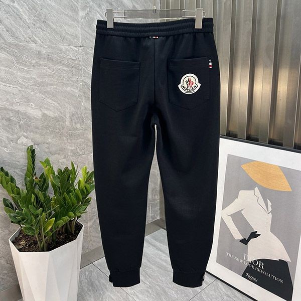 Immediate shipping Moncler sweatpants with logo patch moi68595