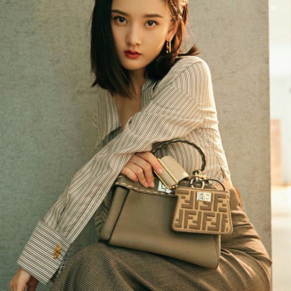 Very popular? Fendi copy shoulder bag new color ☆ rare fen26362