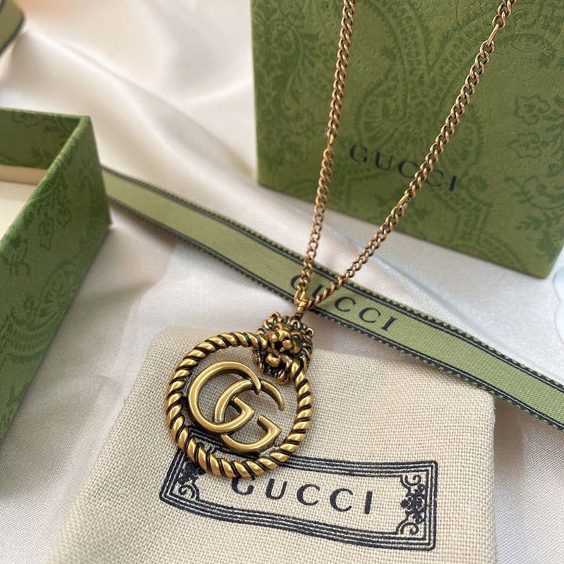 Best Price Guaranteed: Gucci Lion Head Necklace with Double G Replica guh20846