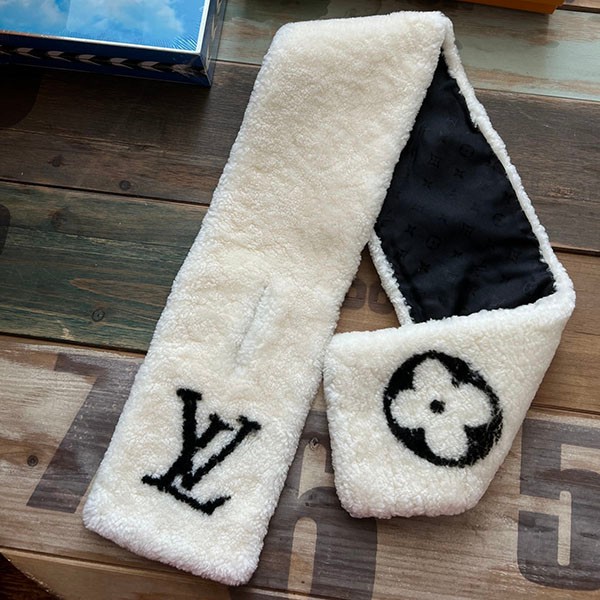 Louis Vuitton Echarpe Shirring Scarf Replica M77054