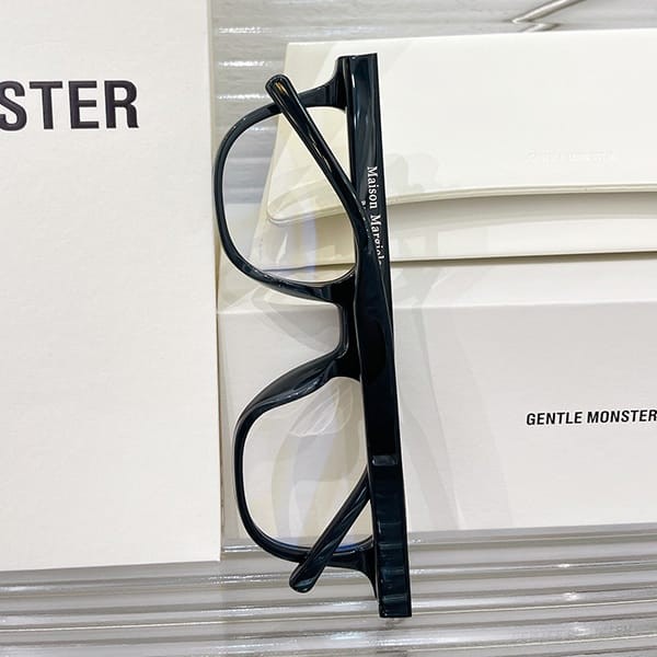 The latest and fashionable GENTLE MONSTER x Maison Margiela replica collaboration sunglasses Man84172